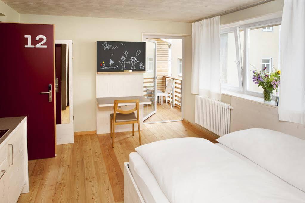 Familienhotel Weimar Mit Ferienwohnungen Εξωτερικό φωτογραφία